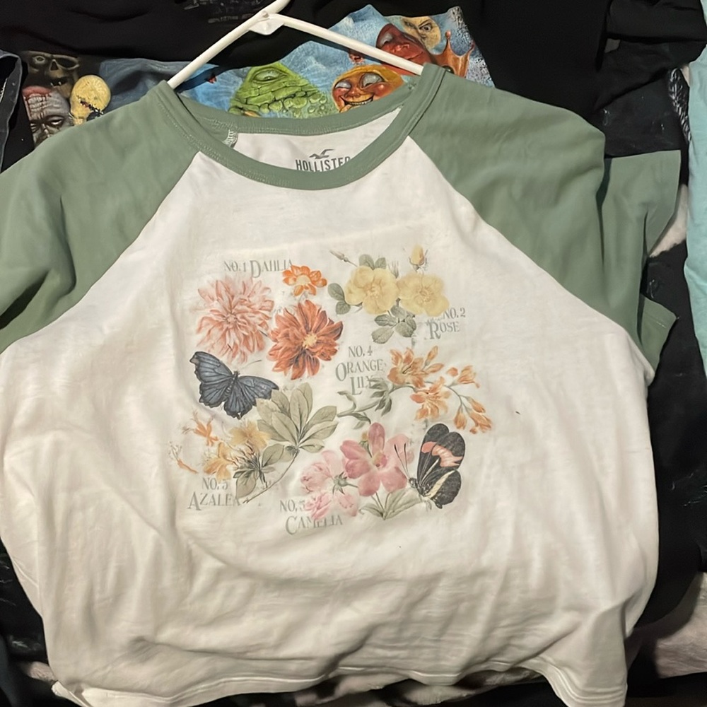 Hollister Top cute